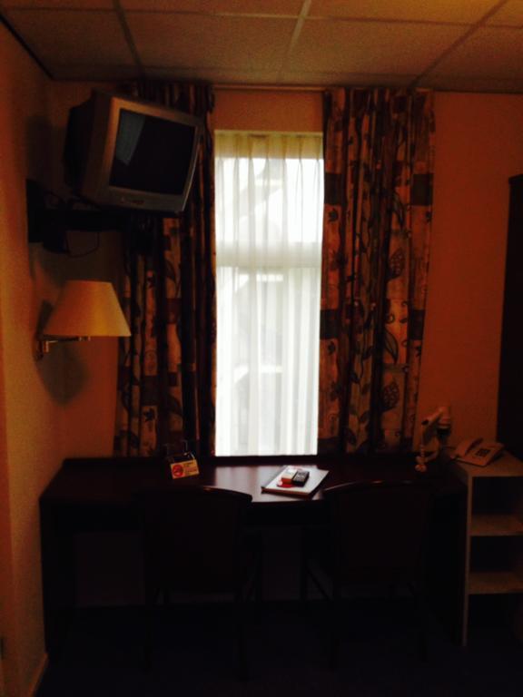 Hotel Pax Арнем Екстер'єр фото
